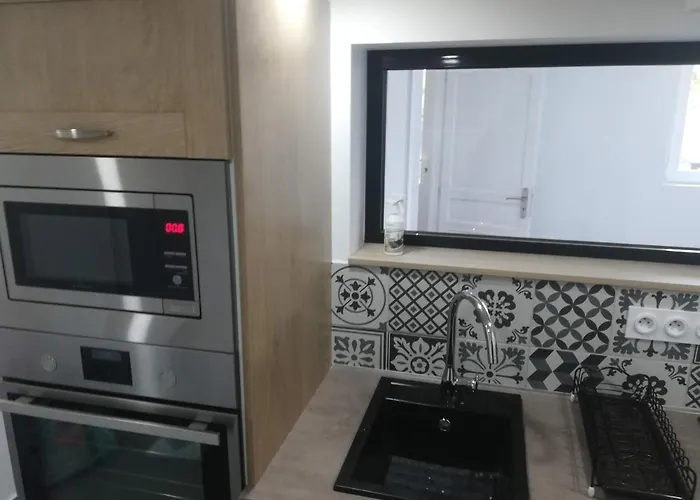 Appartement Dans Maison Atypique